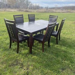 Table Chairs 6