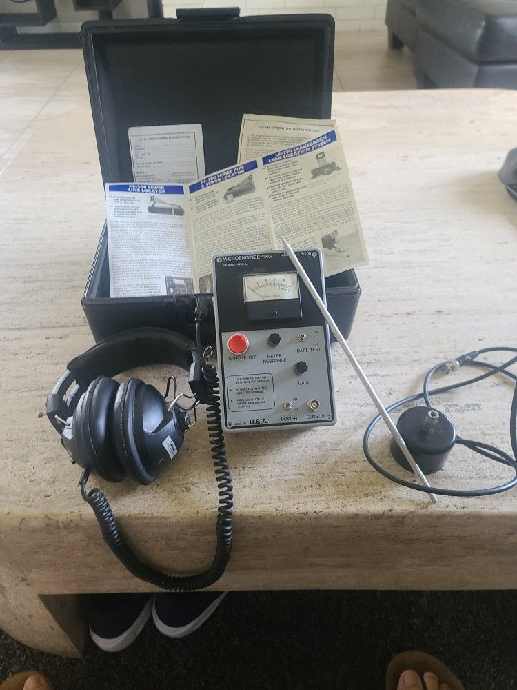 LS 100 Ultra Sonic Leak Detector