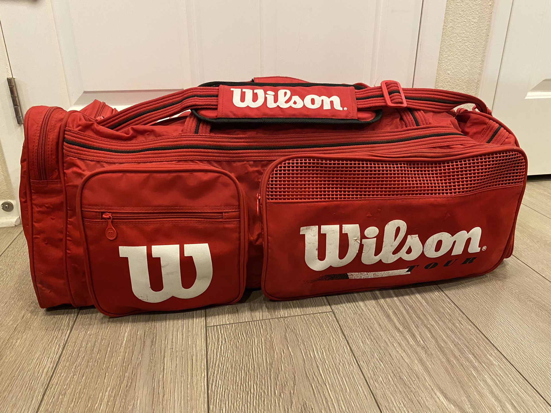 Wilson sports duffle bag