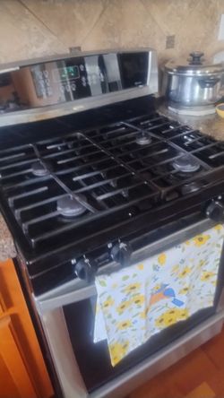 Stove gas whirlpool black 4 grills whirlpool