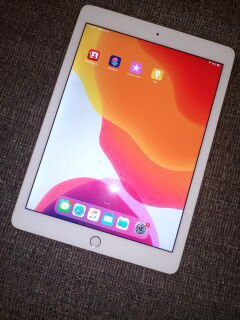 Apple ipad Air Like New