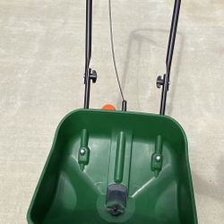 Scotts Turf Builder Spreader for Grass Seed