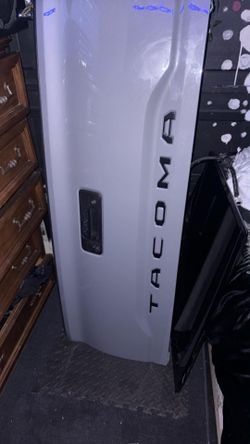 Toyota Tacoma Tailgate White OEM
