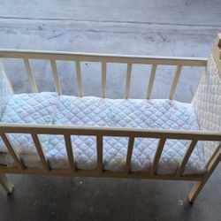 1930 Vintage Crib with Mattress 