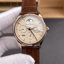 Cool and stylish business outfits for men