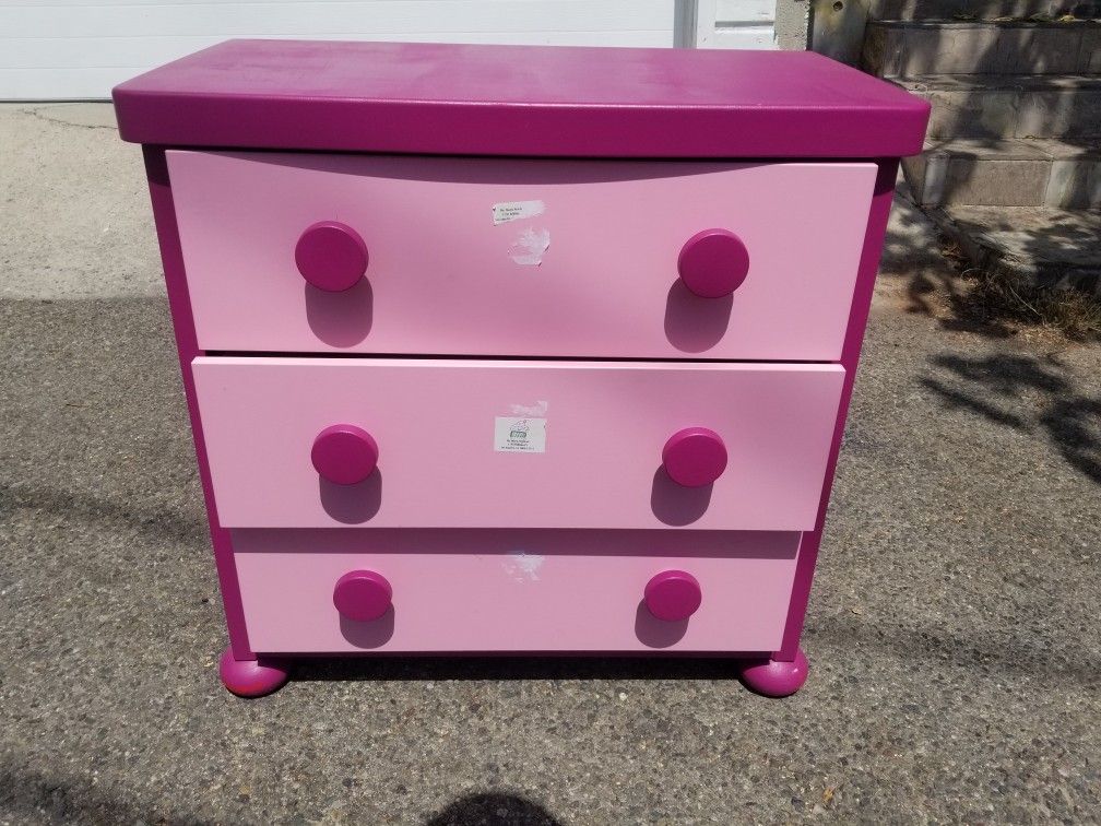 Adorable IKEA Kid's Line Mammut Dresser/Chest