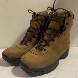 Brand New Redwing Shoes women’s size 10 Thinsulate waterproof Work Construction Boots 