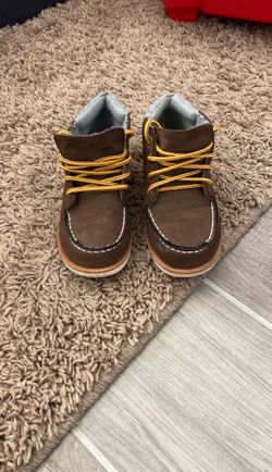 Boots size 12 boys