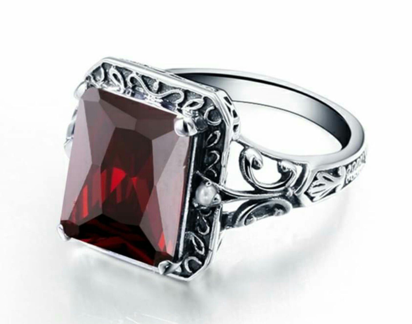 Vintage Ruby 925 Sterling Silver Ring