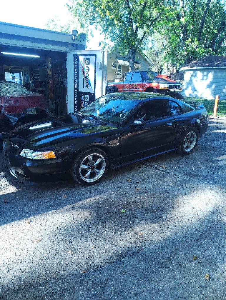 2000 Ford Mustang