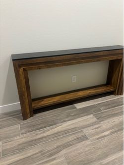 Entry/Hallway/Sofa table BRAND NEW