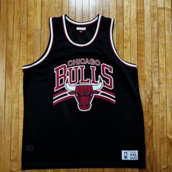 NWOT Mitchell and Ness Chicago Bulls Blank Practice Jersey Black Sz. XXL