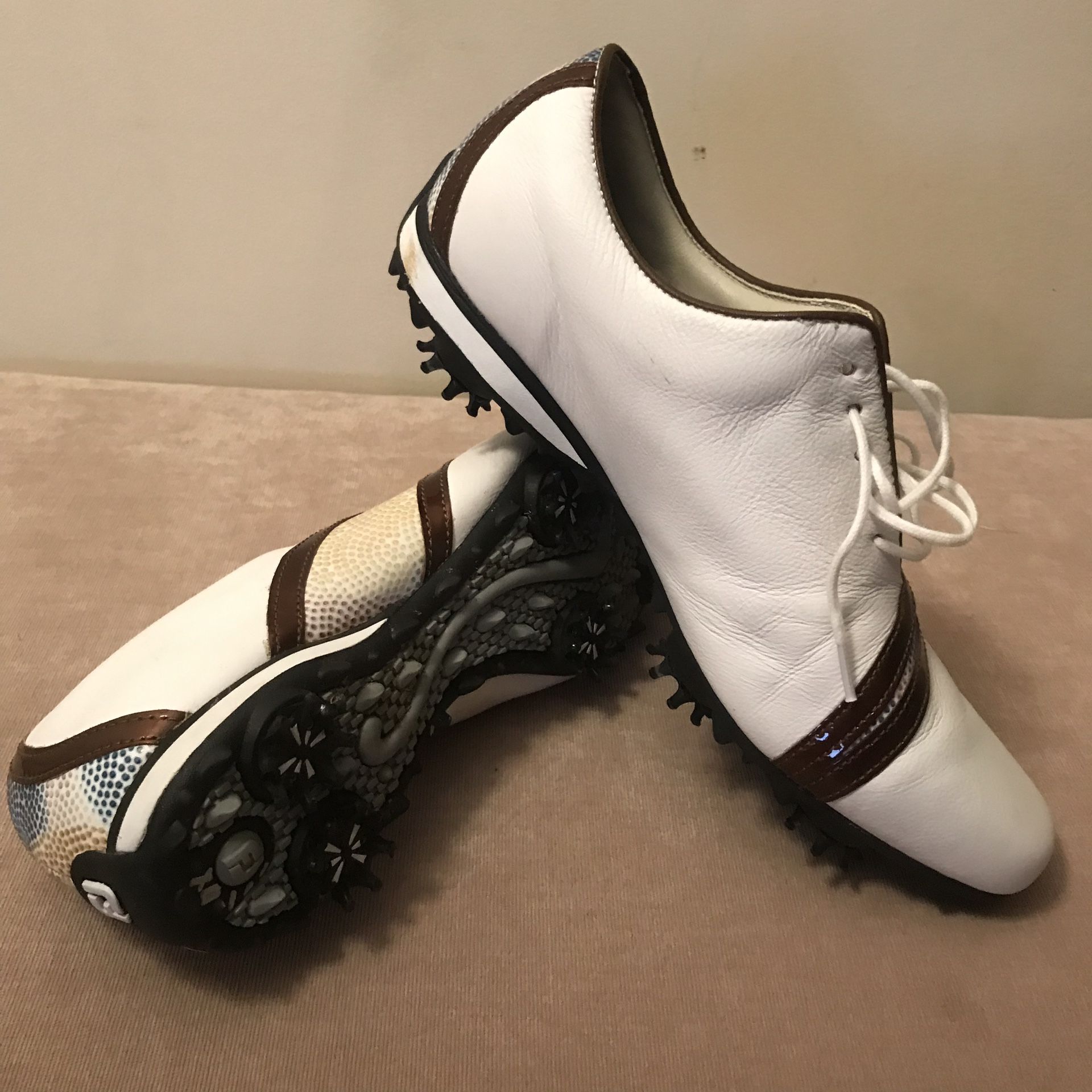 FootJoy Women's LoPro Closeout Golf Shoes 8M White #97018