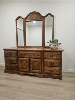 Wood Dresser with Tri-Fold Mirror