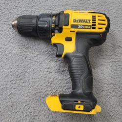used dewalt 20v 1/2" 2-speed drill dcd780 ( tool only)