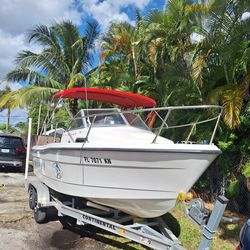 1998 BAYLINER  TROPHY   CON MOTOR DE 4 TIEMPOS. MERCURY 115 HP