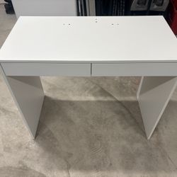 White Desk