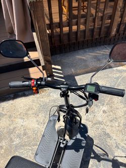 Electric Scooter Moped with LCD Display