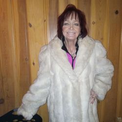 SOPHISTICATED FAUX FUR COAT - USED.