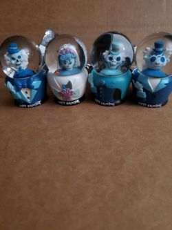 Disney Mini Snowglobe Haunted Mansion