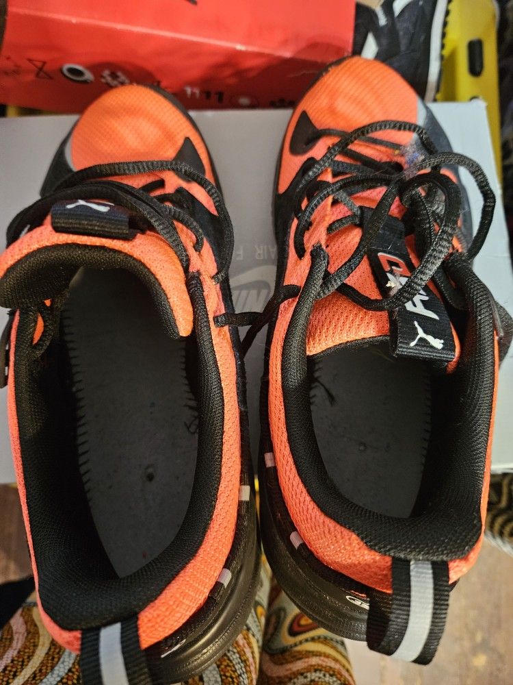 Men Puma Size 9.5