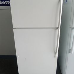 Whirlpool refrigerator with warranty 