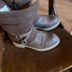Brown Boots 