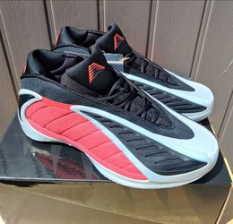 Men's Adidas Anthony Edwards 2 size 11