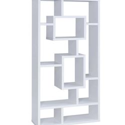 Coastal Linwood White Bookshelf