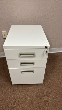 White Metal 3-Drawer Pedestal File Cabinet