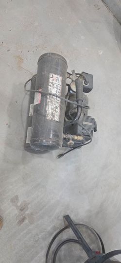 Air compressor