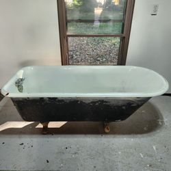 Antique Cast Iron Tub