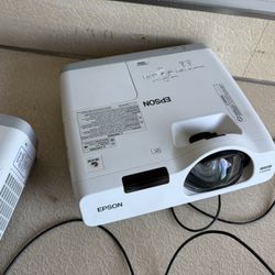 Epson Projector 