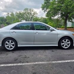 2007 Camry SE 4dr Sedan