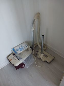 Panasonic 160 max air power vaccum