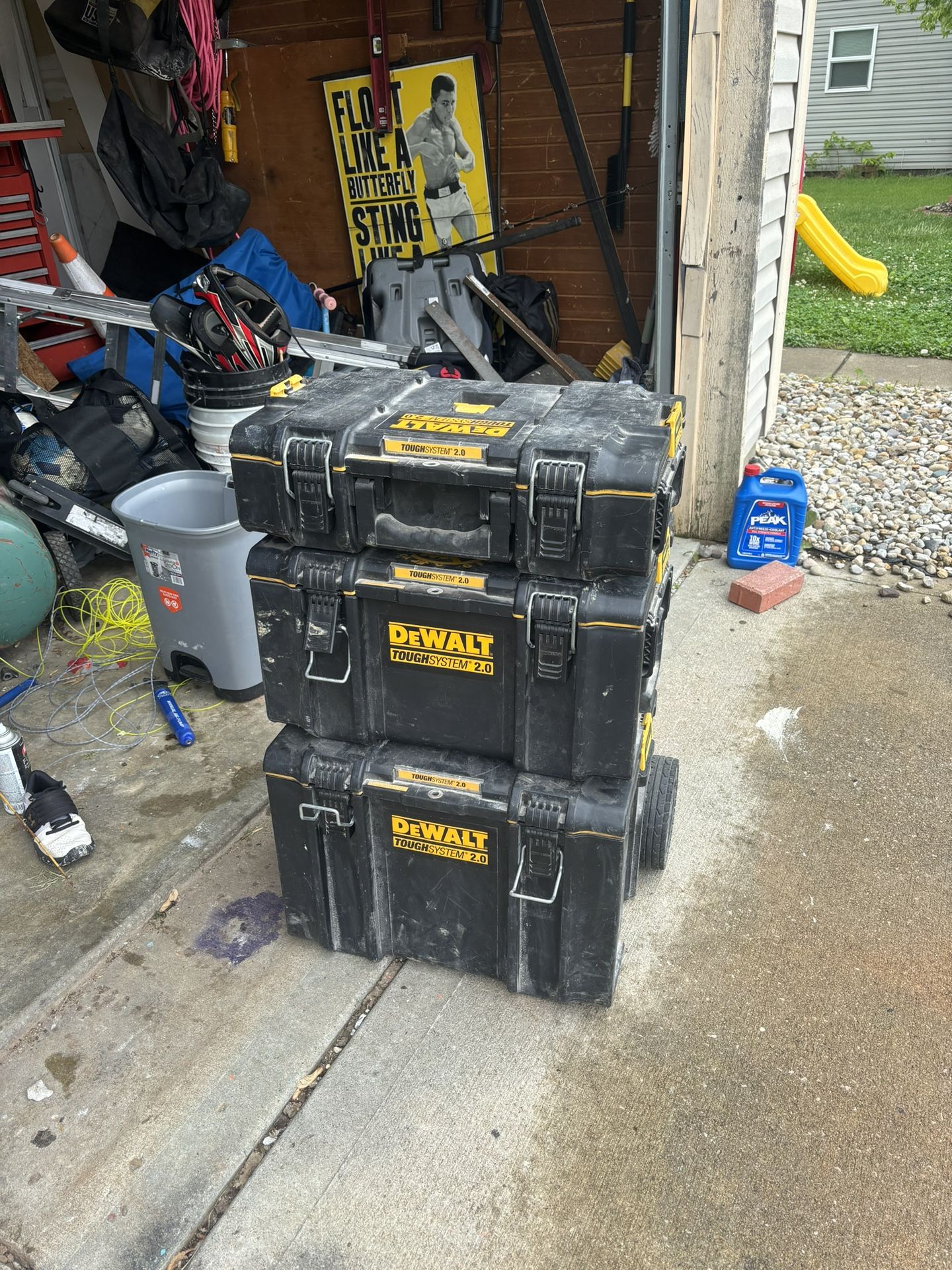 Dewalt Tough System 2.0 Roller Tool Box