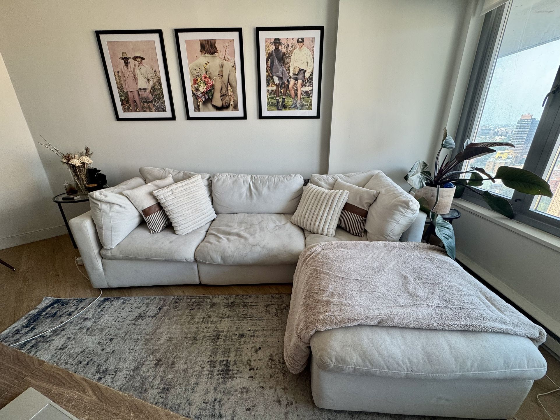 White 4 Piece Sectional Sofa
