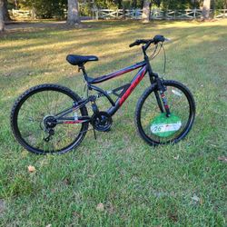 Hyper Bicycles Shocker 26" 18-Speed Mountain Bike