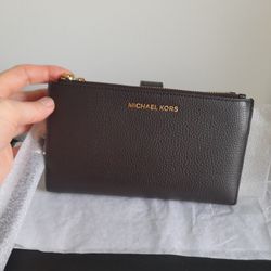 Michael Kors Wristlet