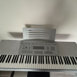 Casio Keyboard 76 keys WK-225/stool/stand