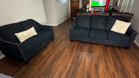 Dark Blue 3-Seater Sectional Couch