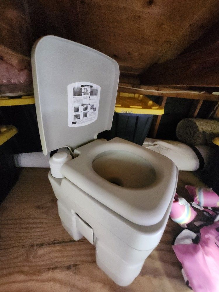 New! Portable Camping Toilet