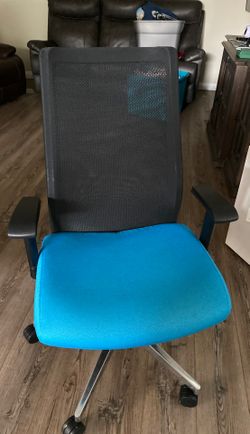 Chair mint condition