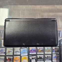 Black Nintendo 3DS