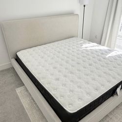 King Bed fame & mattress