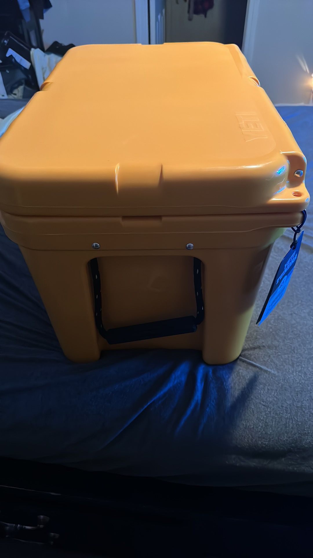 YETI TUNDRA HAUL reef blue YT60-12 Portable 45 quarts Hard Cooler on Wheels  Brand New for Sale in Austin, TX - OfferUp