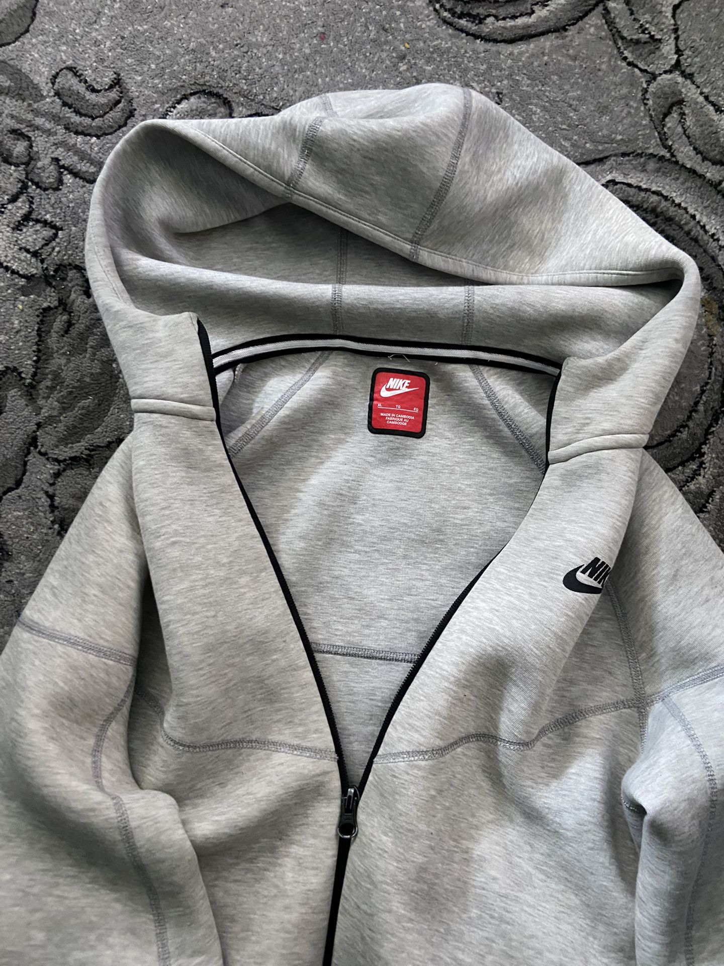 Nike T