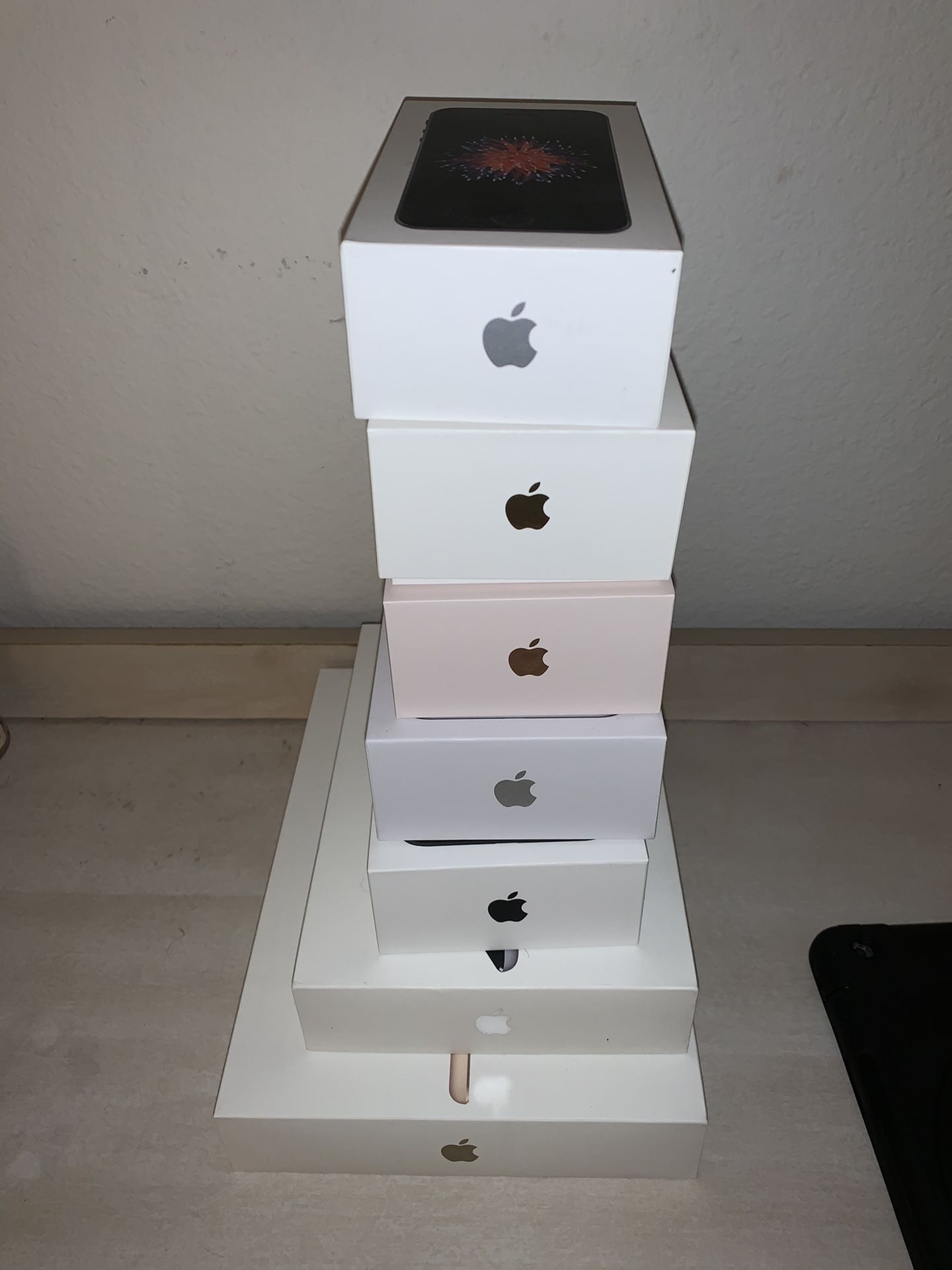 iPhones and IPads empty boxes.
