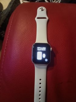 Apple watch SE series 11 GPS+CELLULAR