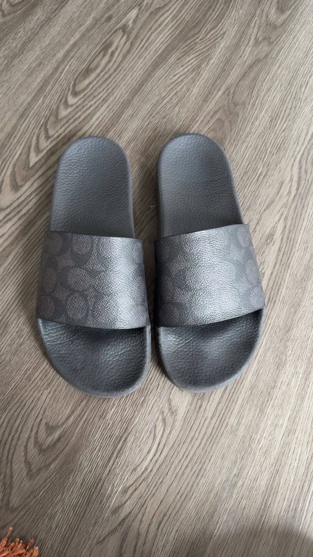 Coach Women’s Slides – Size 7, Excellent Condition